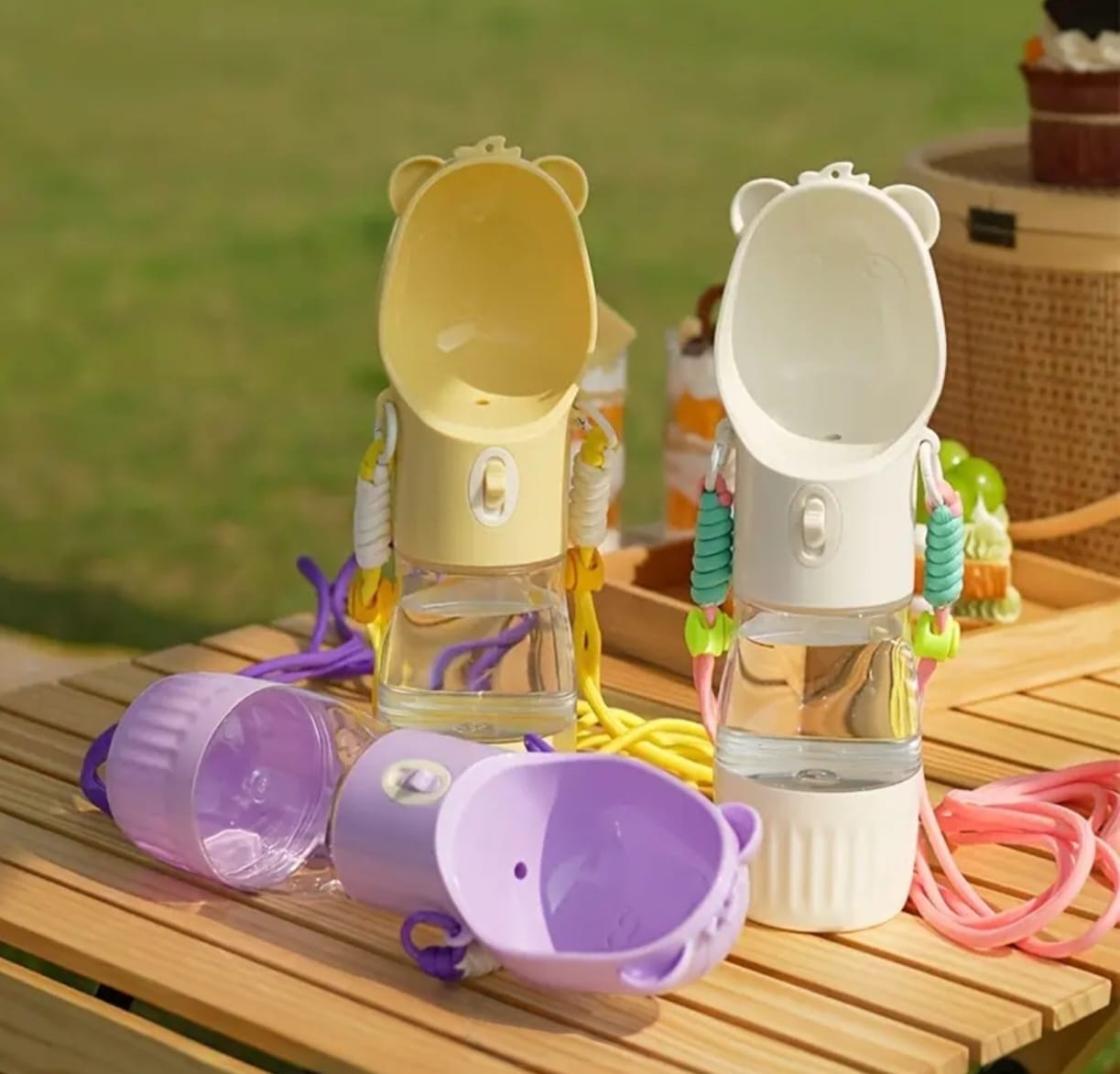 🐾 Botella Portátil de Agua para Perros – Bebedero de Viaje